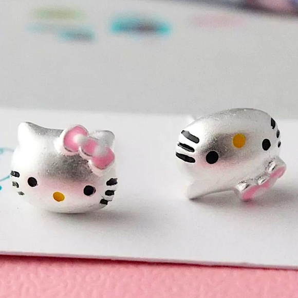 HELLO KITTY STERLING SILVER STUD EARRINGS - Picture 1 of 3